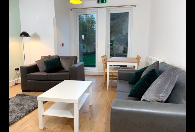 Modern House - Derby - All ensuite - bills inc  Main Photo