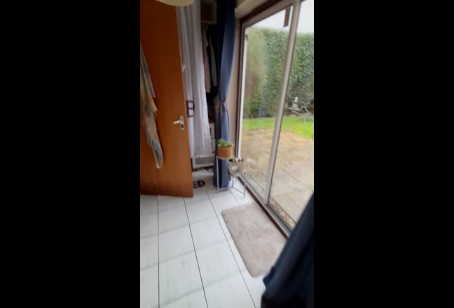 1 Double Room En Suite Available in a 6 Bed House Main Photo