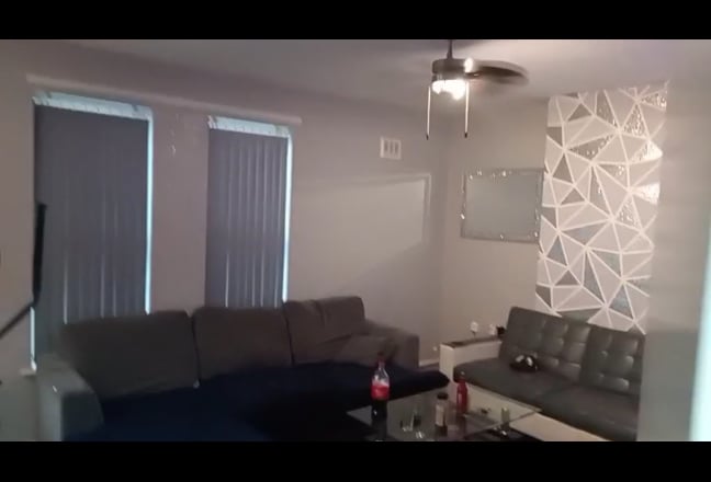 Luxury 2-Bedroom Fully Furnished Flat In B10 Main Photo