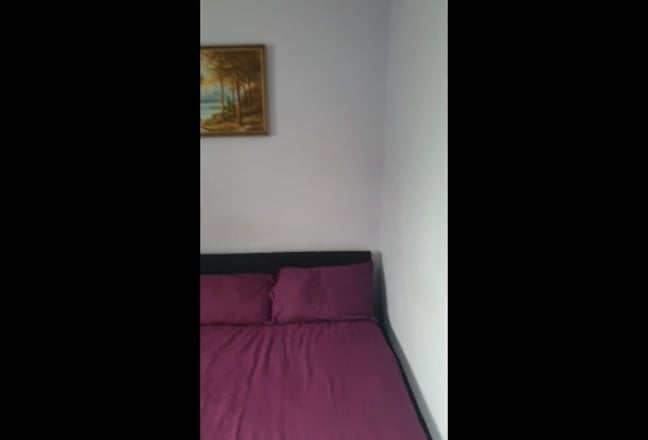 A Spaciously Furnished Double room available Main Photo