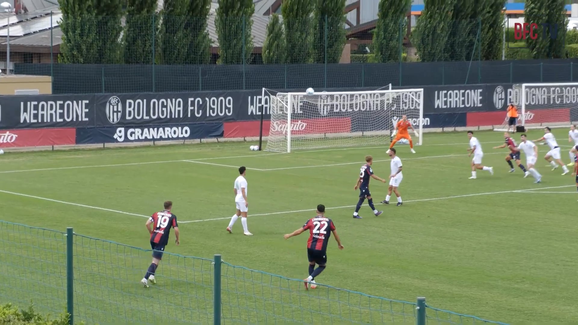 Il Bologna fra mercato e amichevoli