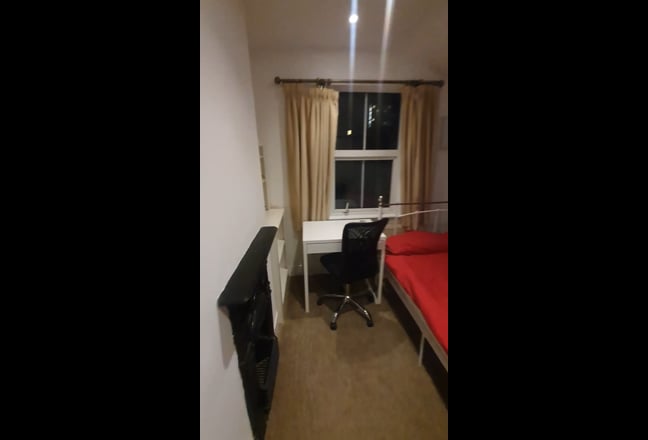 Nice Single Room with garden  Main Photo