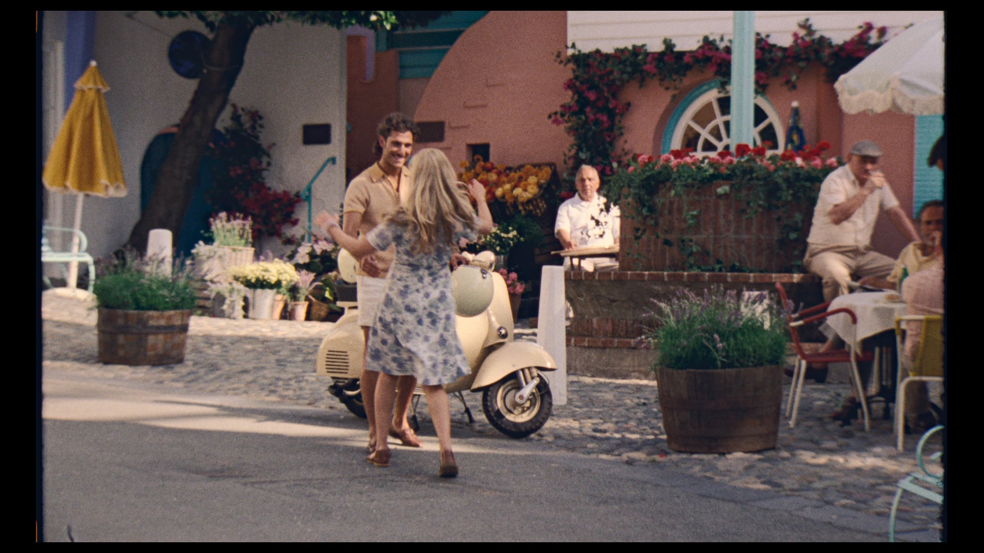 TMW - Rail Delivery Group 'On The Train You Can'