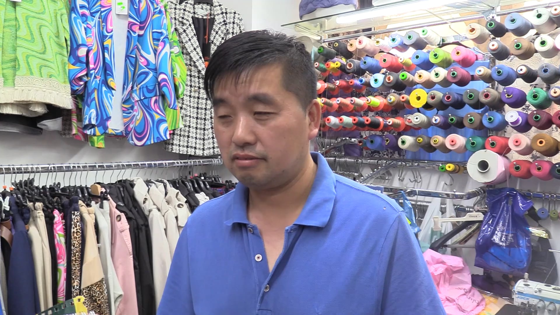 Disagi in San Felice, prima un tubo dell’acqua rotto, poi va via la luce, le voci dei commercianti