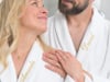 Badekåper og champagneglass med navn, hvit – Love