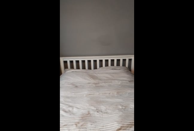 Room to rent Main Photo