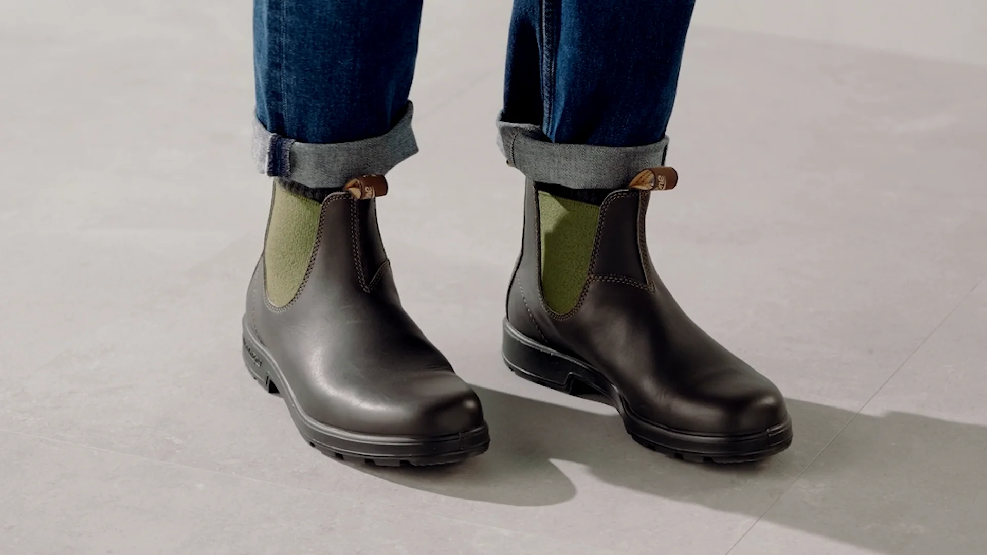 BLUNDSTONE 519 ELASTIC SIDE BOOT サイズ6 Stout Brown / Olive Premium Leather Chelsea Boots, Men's