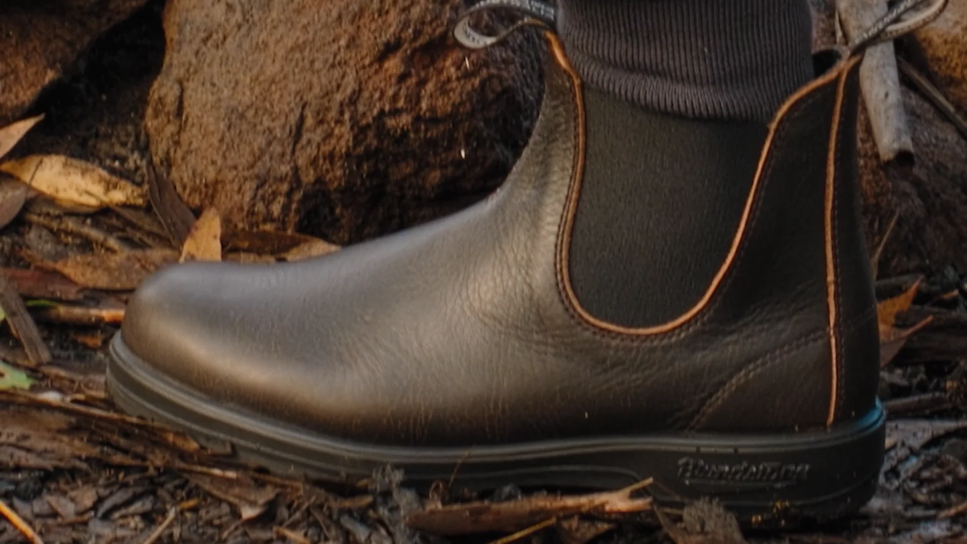 Vintage Brown Premium Leather Chelsea Boots, Men's Classics 2440