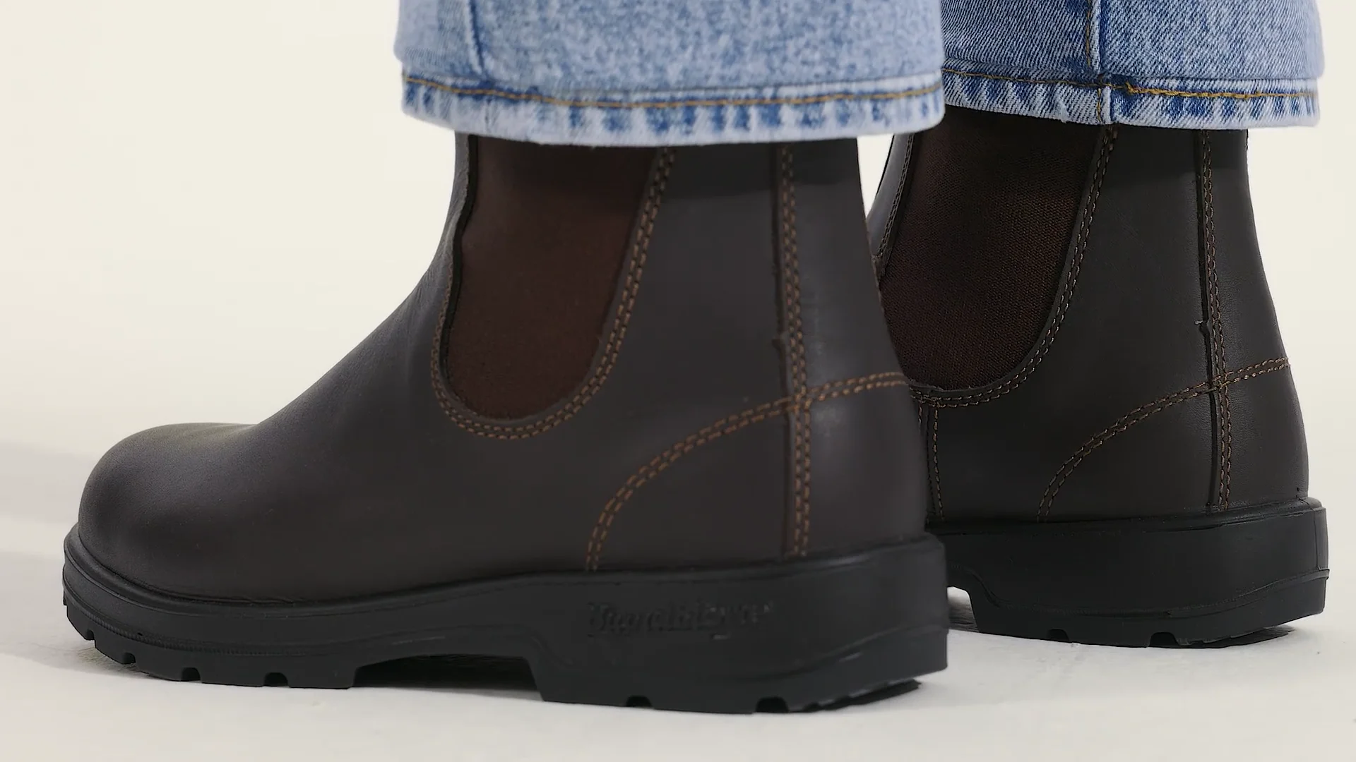 靴 BLUNDSTONE 550 ELASTIC SIDED BOOT LINED Adults' Blundstone 550 Chelsea Boots
