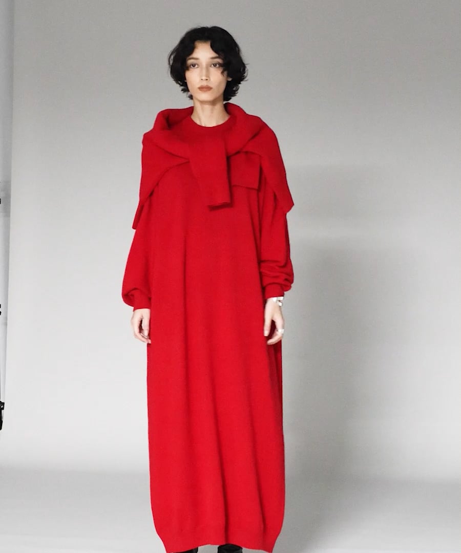 新品Curensology カレンソロジー エンブレムボタンニットワンピース F 新品Curensology カレンソロジー エンブレムボタンニット