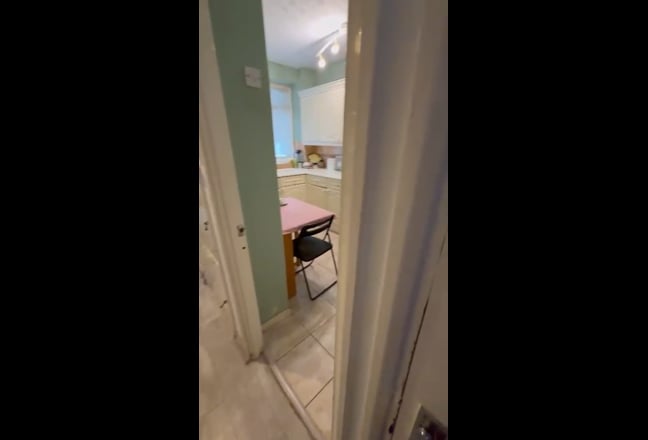 🔥Prime Location Zone1🔥2 Massive Rooms in3Bed Flat🔥 Main Photo
