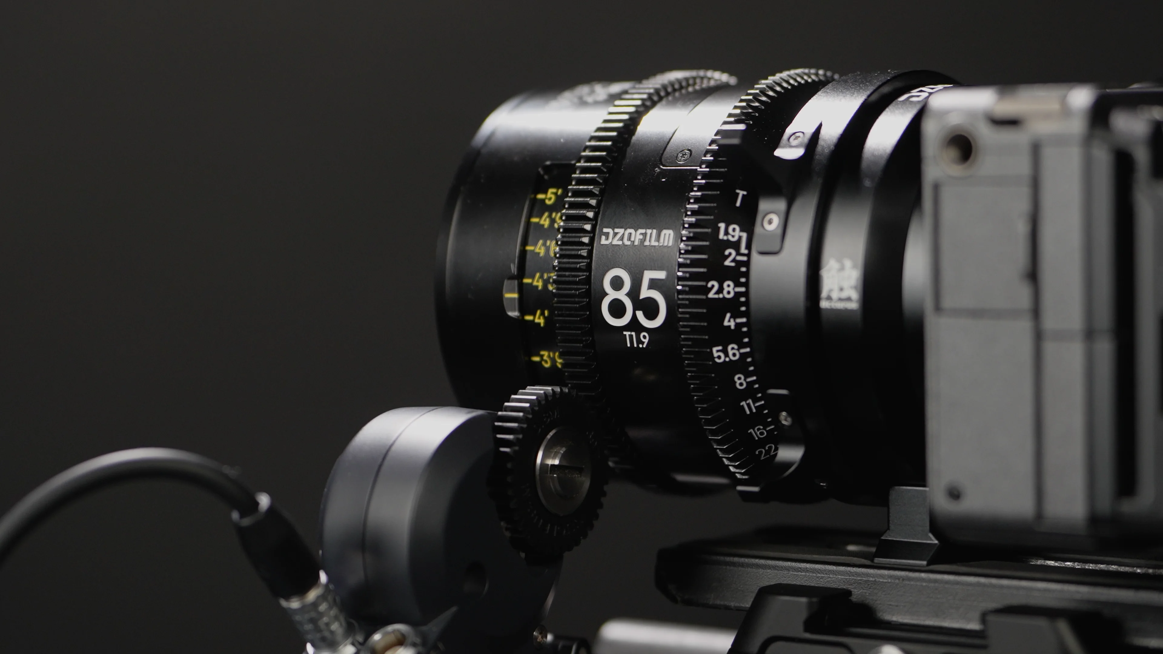 DZOFilm Vespid2 18mm T1.9 Prime Lens (ARRI PL, Feet) DZO-V218IH