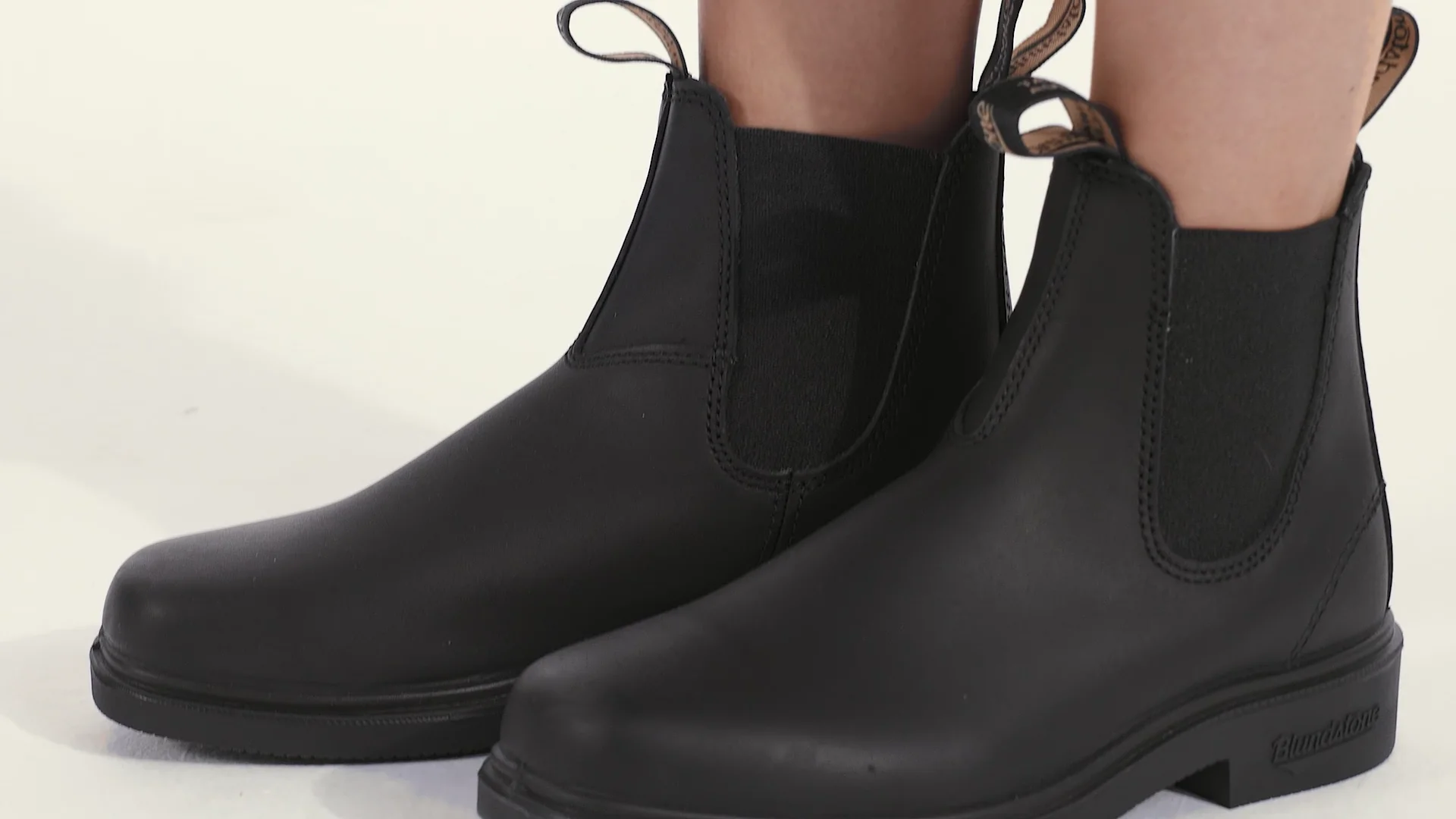 靴 Blundstone SQUARE TOE SIDEGORE BOOTS Black Full Grain