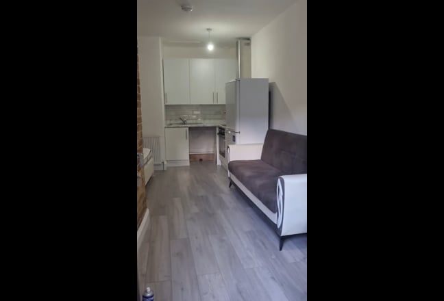 Video 1: Own front entrance