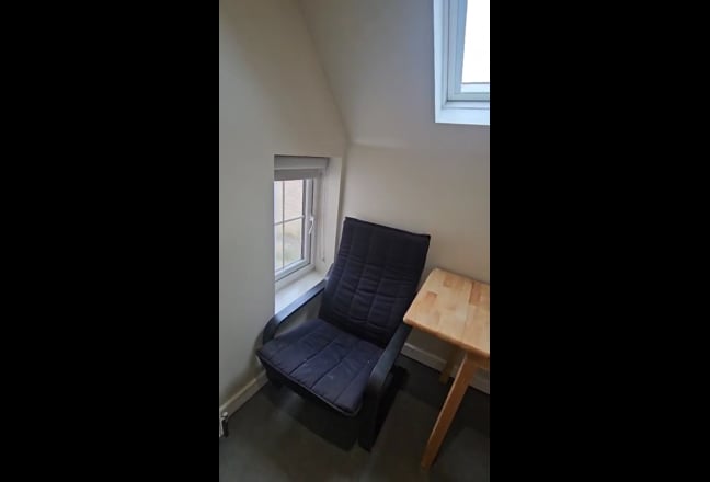 Spacious Room Basildon-Universal Credit Accept Main Photo