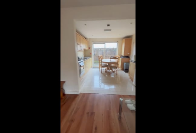 Double Bedroom to Let on Lisburn Road  Main Photo