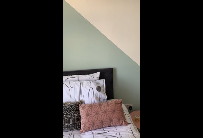 1st floor double bedroom avail. Sept 2nd Main Photo