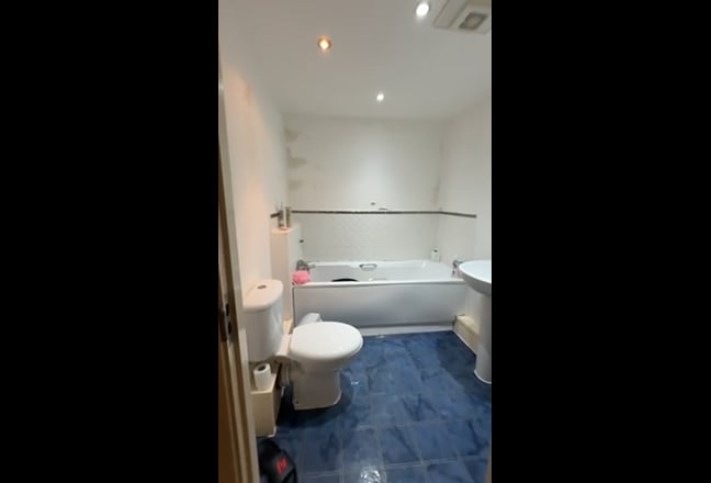Beautiful ground floor 2 bed Flat w/garden Main Photo