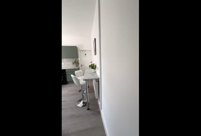 Beautiful BIG Studio - 5mins walk to City Centre Main Photo