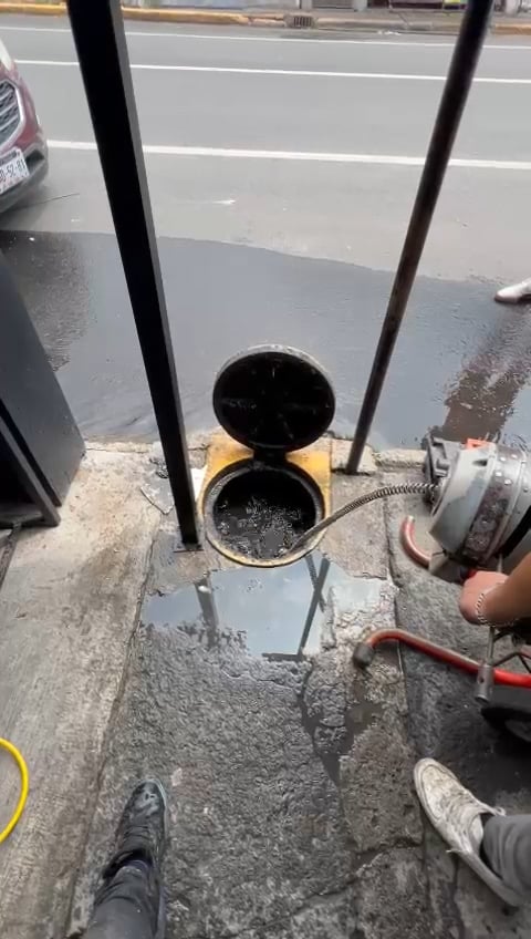 https://i.vimeocdn.com/video/2046124385-c3605e80c0ec324063ee66a212c9a9c31e31e2e07b97caa10f3b843fc56036ba-d