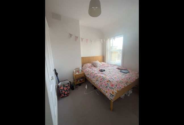 One double bedroom close to seafront Main Photo