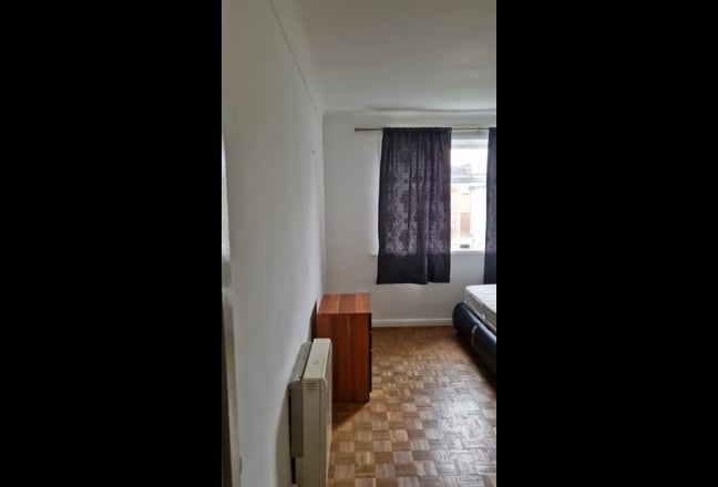 Double Room in 3 Bed Flat Southampton  Main Photo