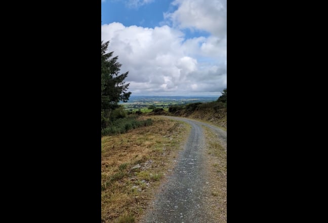 Video 1: Double ensuite room in rural property