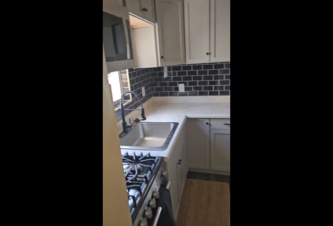 Washington Blvd ― Modern Furnished Rooms Main Photo