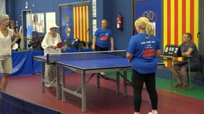 Una dona de 99 anys participa en el Torneig 'Xillu' de tennis de taula