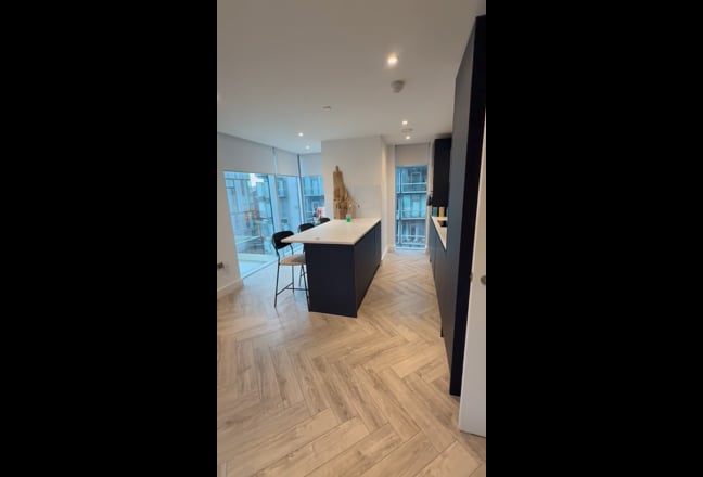 Stylish 2-Bed Apartment-Cortland at Colliers Yard Main Photo