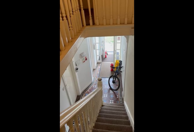 Ensuite Dbl Low Move in £125 per Wk. Ashton / Bryn Main Photo