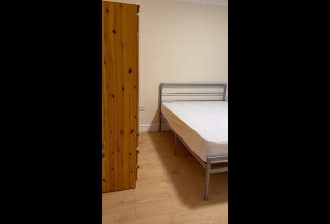 New Room near Tottenham Hale Station Main Photo