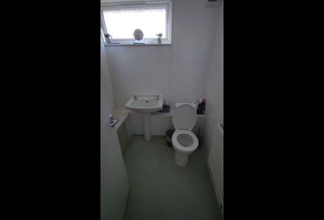 Available to Rent Immediately! No Deposit Required Main Photo