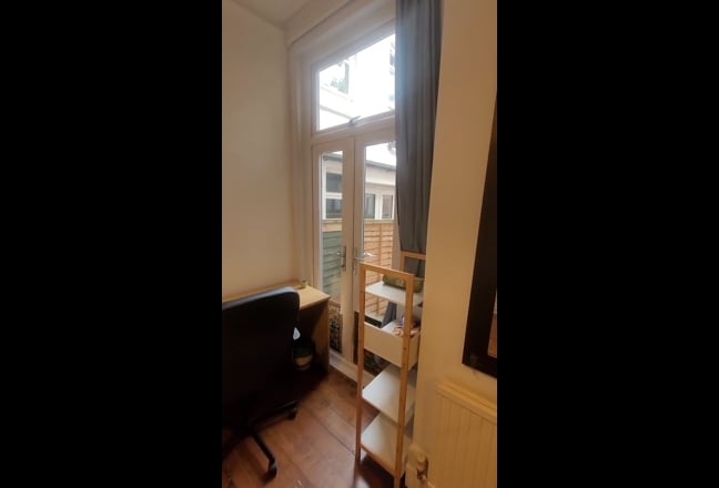 Video 1: 