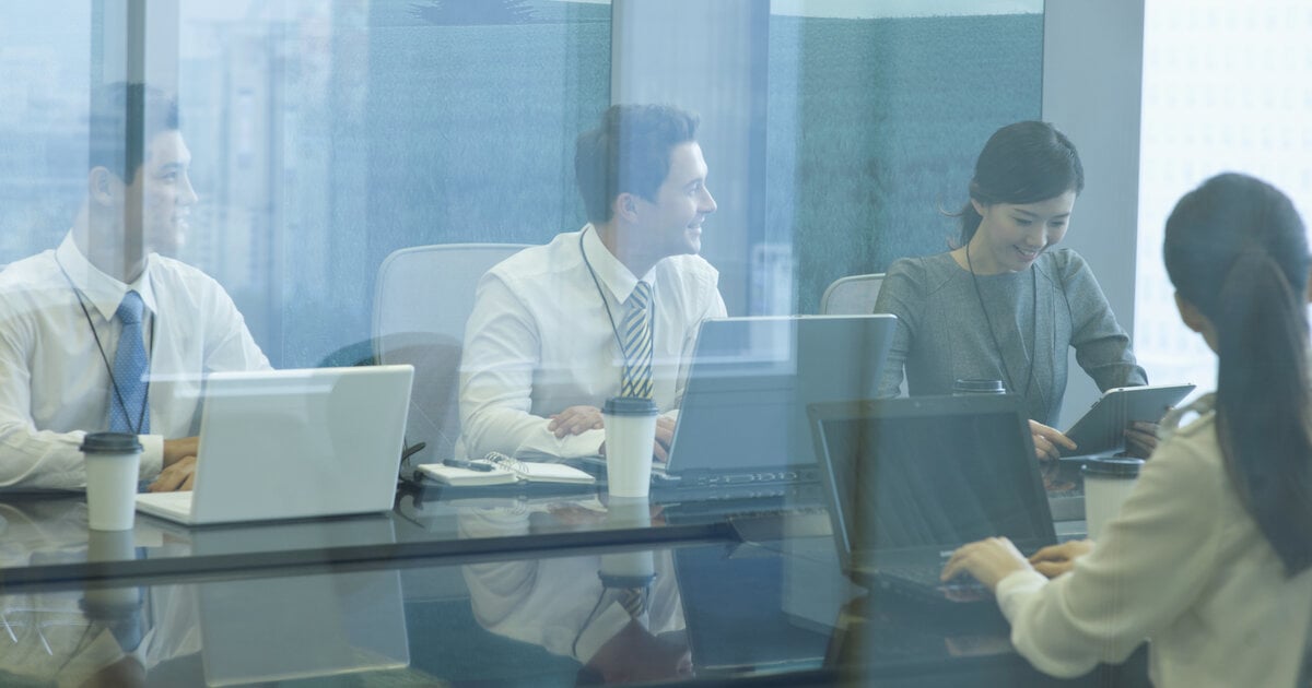 2047332336-e517df97f8da339bee8757497eb7e