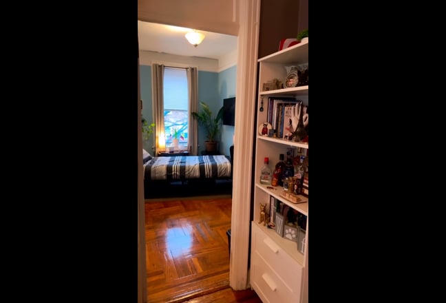Furnished Bedroom | All Utilities Included Main Photo