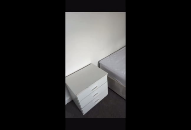 Double bed room in fallowfield.  Main Photo