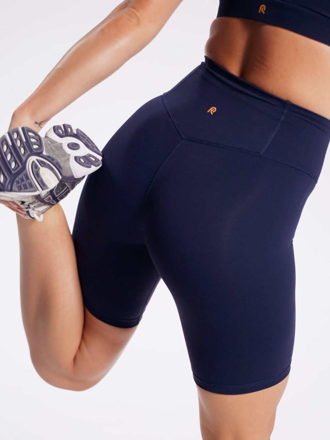 טייץ בייקר אורך 8” מבד nero