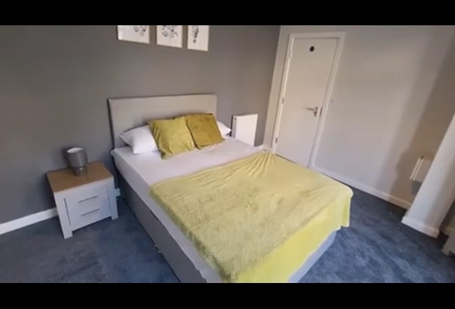 Video 1: Room 1 - AVAILABLE