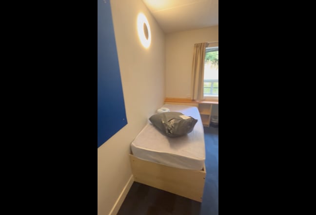Sublease of Reading University Dormitory Main Photo