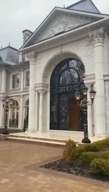 https://i.vimeocdn.com/video/2047855425-a650934cc6f9f8006a73efd58659349b4fffd2a0b89bfdcb5adb3cb1f41c23f8-d