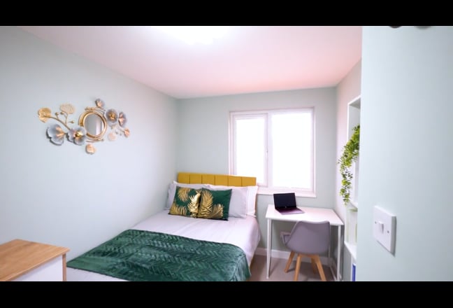 Video 1: Bedroom 6