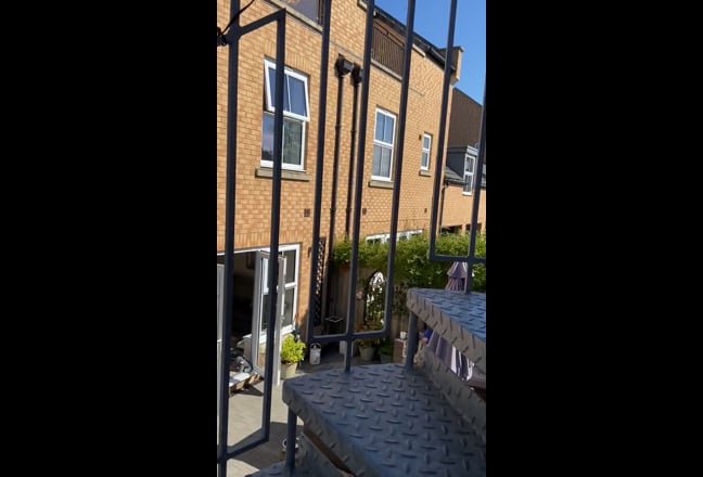 Annex to rent - with ensuite toilet/shower Main Photo