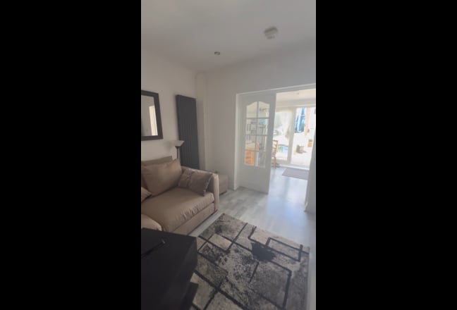 Video 1: Bedroom view 1