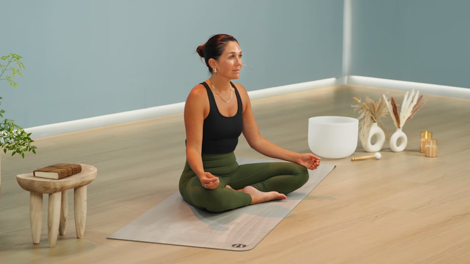 Find Your Centre – Root Chakra Activation Meditation -  class preview thumbnail