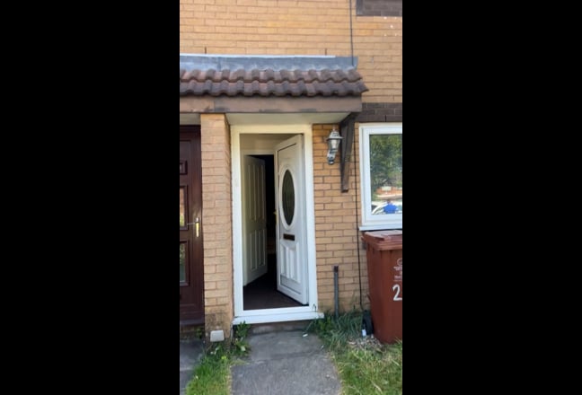 2 bedroom house for immediate rent  Main Photo