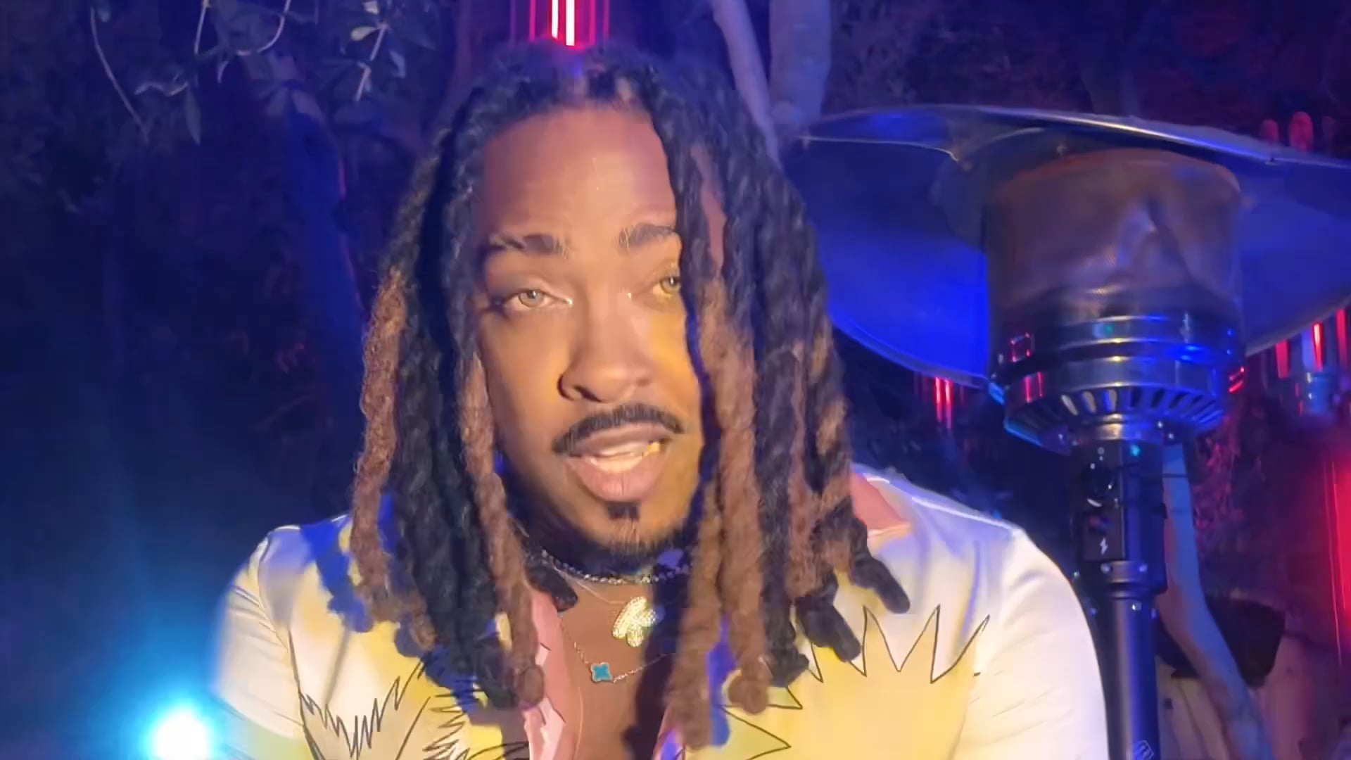 https://i.vimeocdn.com/video/2048280165-75a4f5e46485a815500e5112a3cc423e59ba23ef6cec81e9a262e47f7d2a7b89-d