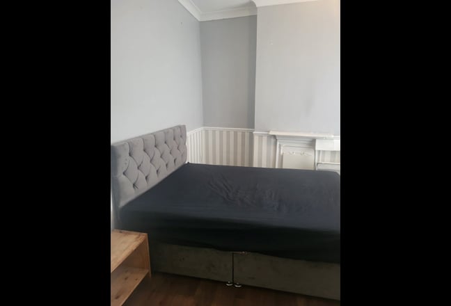 Double room to rent in house in Belvedere  Main Photo