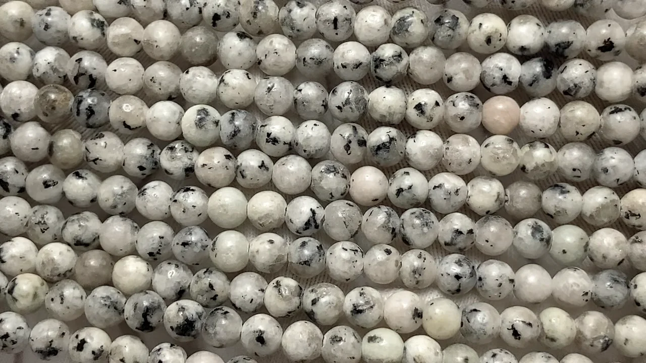 グラナイト ラウンド4mm 1連｜天然石ビーズの卸問屋・通販ケンケンジェムズ