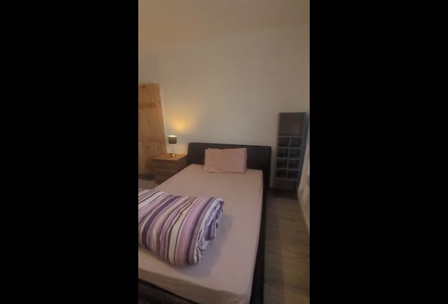 Double bedroom newly renovated furnished hygenic Main Photo